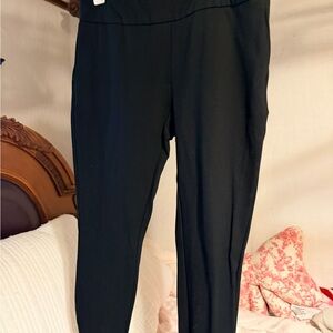 Dalia Women's Black Leggings